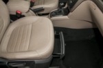 foto: Pueba-Skoda Yeti_1.2 TSI interior asientos delanteros cajonera [1280x768].jpg